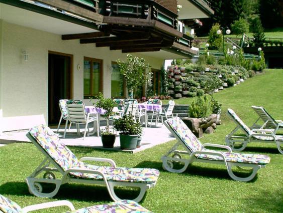 Hotel-Pension Flora Saalbach-Hinterglemm Extérieur photo