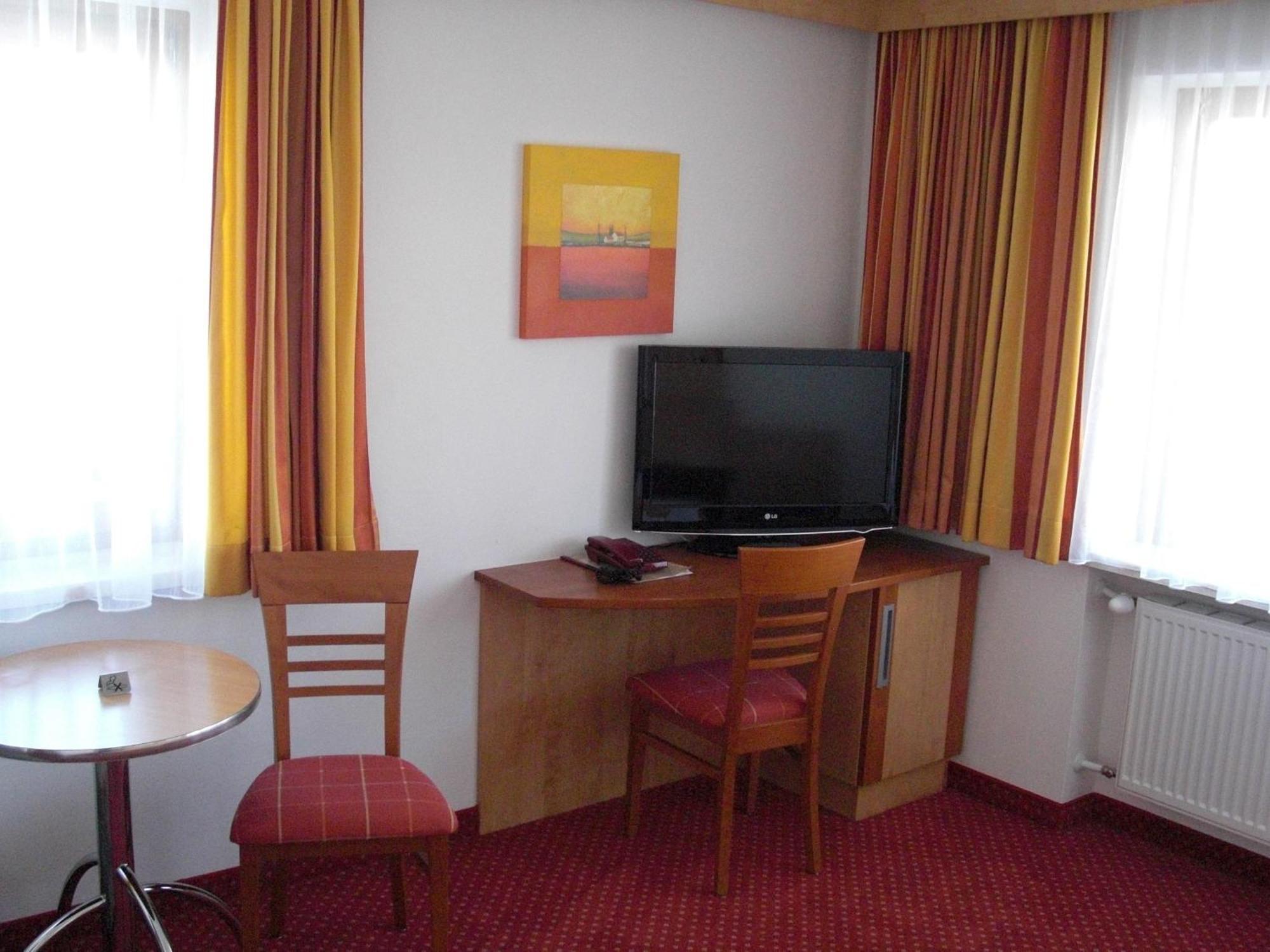 Hotel-Pension Flora Saalbach-Hinterglemm Chambre photo