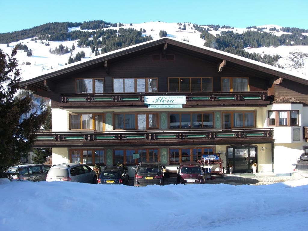 Hotel-Pension Flora Saalbach-Hinterglemm Extérieur photo