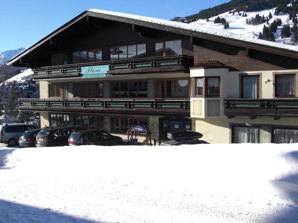Hotel-Pension Flora Saalbach-Hinterglemm Extérieur photo